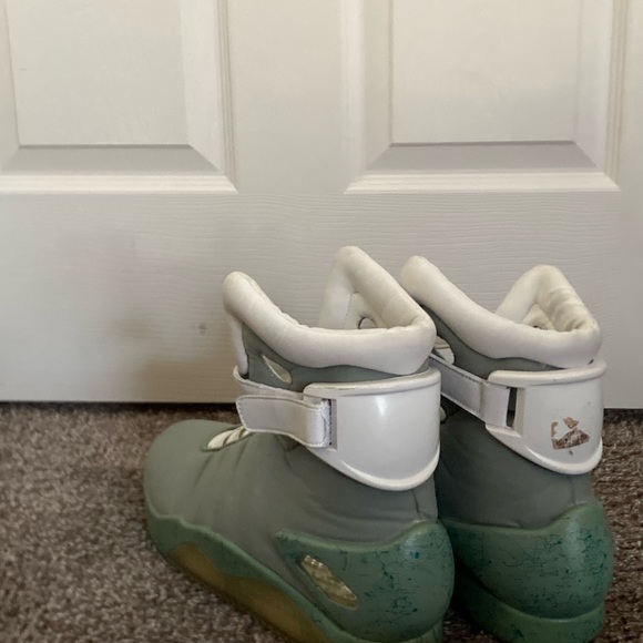 Size 13 back to the future shoes - Picture 3 of 5